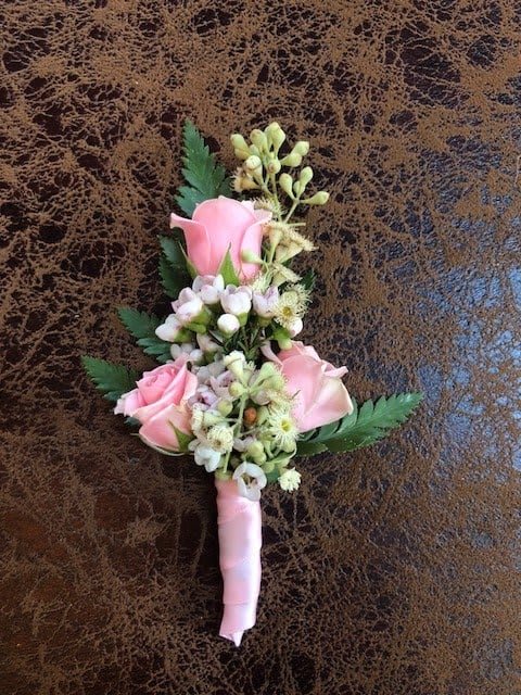 Spray Rose Boutonnière