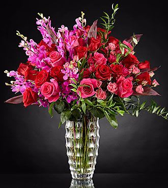 THE HEART WISHES LUXURY BOUQUET