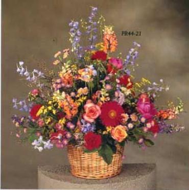 FR44-21 Basket Sympathy Arrangement