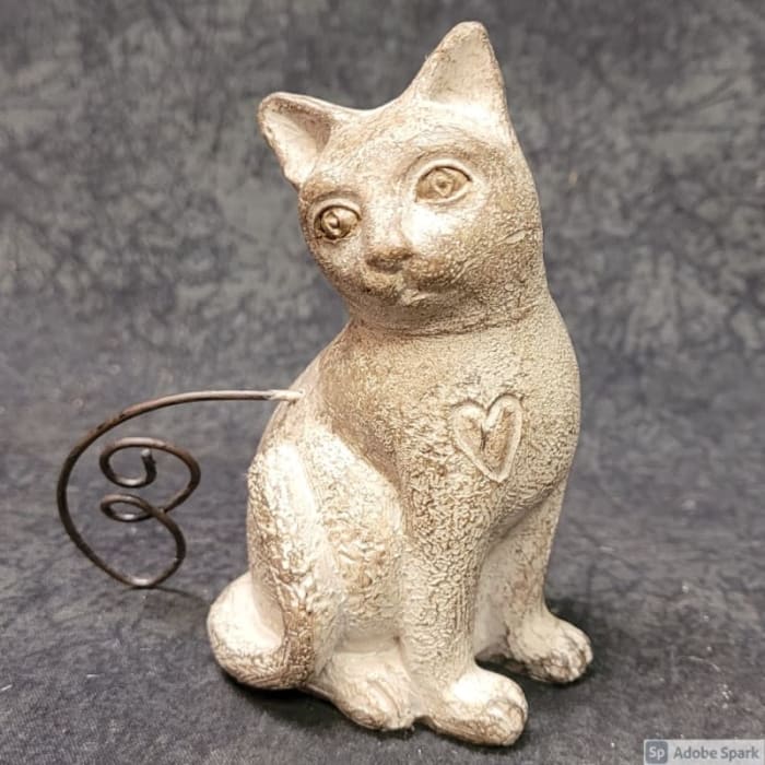 10037 Cat Memorial Figure -Forever Loved