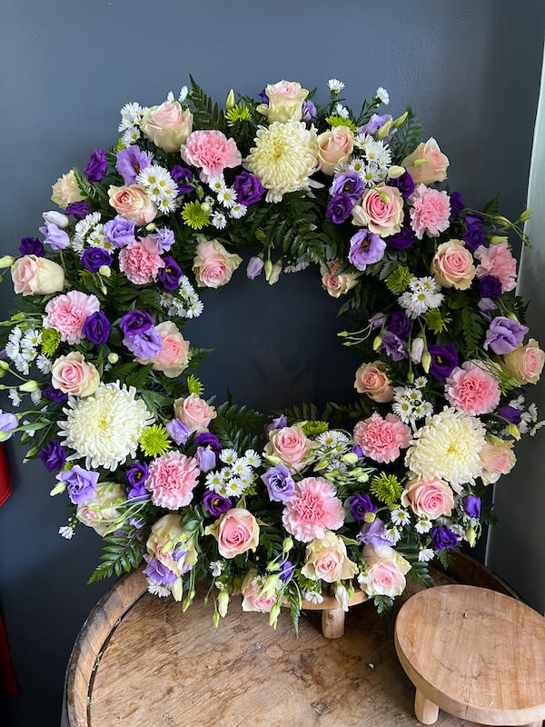 Simply Sublime Sympathy Wreath