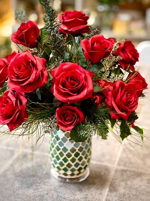 Christmas Dozen Roses Silk