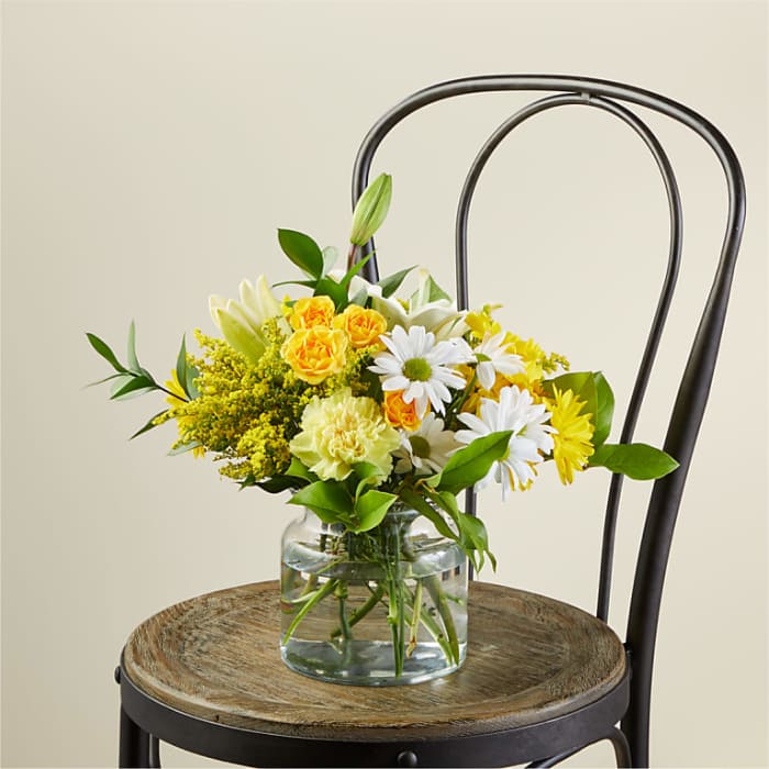 Lemonade Designers Choice Bouquet ( Yellow, White, Green)