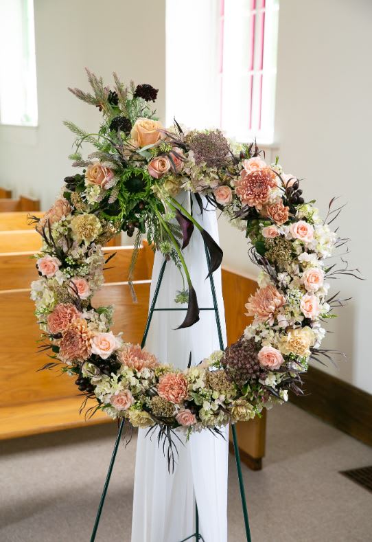 Peaceful Journey Easel Wreath