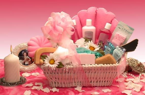 Ultimate Relaxation Spa Gift Basket