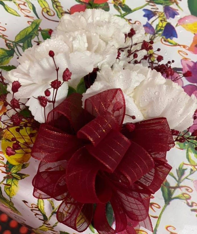 Carination Corsage
