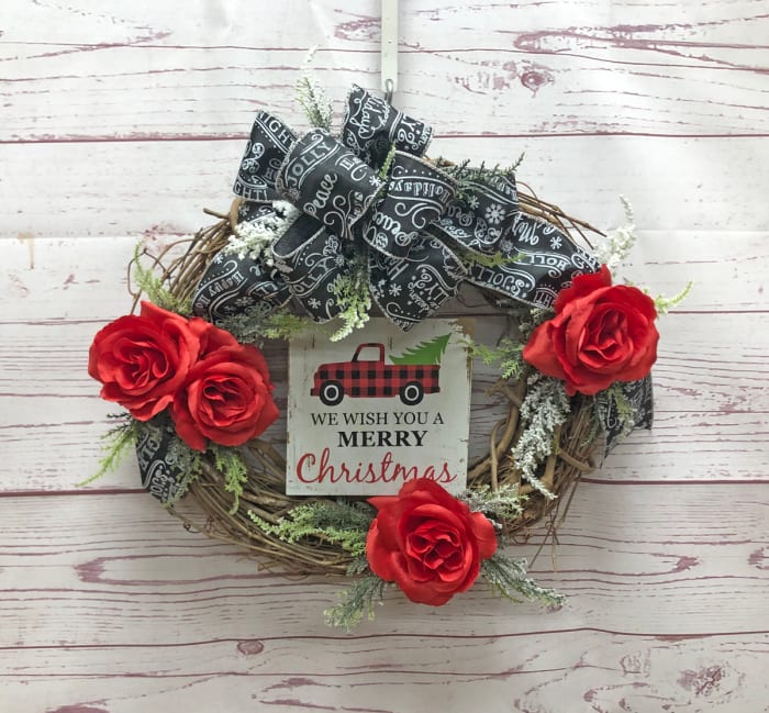 Country Rose Silk (Artificial) Christmas Wreath