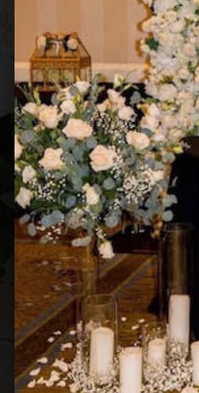 Large Ceremony Arrangement