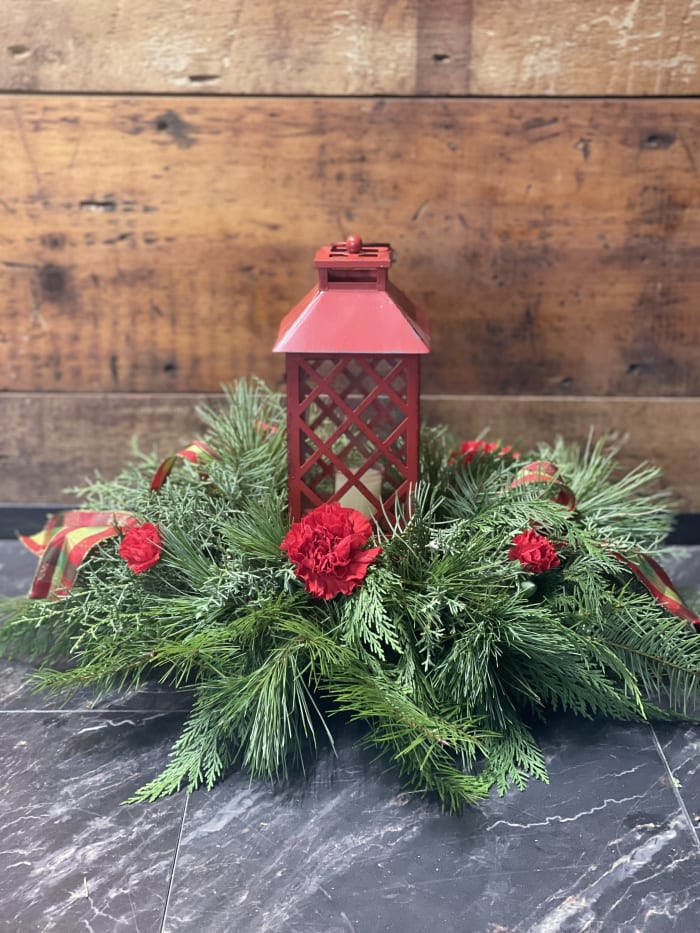 "Where's Santa?" Lantern Centerpiece