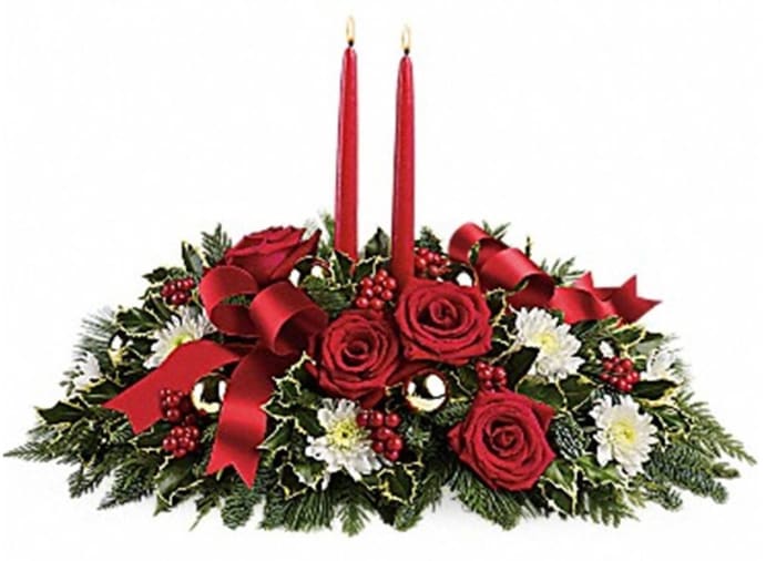 Christmas Aglow Centerpiece