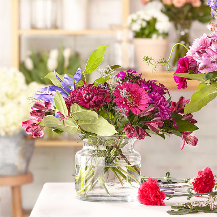 Regal Jewel – A Florist Original