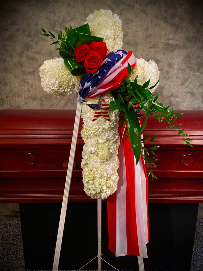 THE LOVING HERO - CROSS 