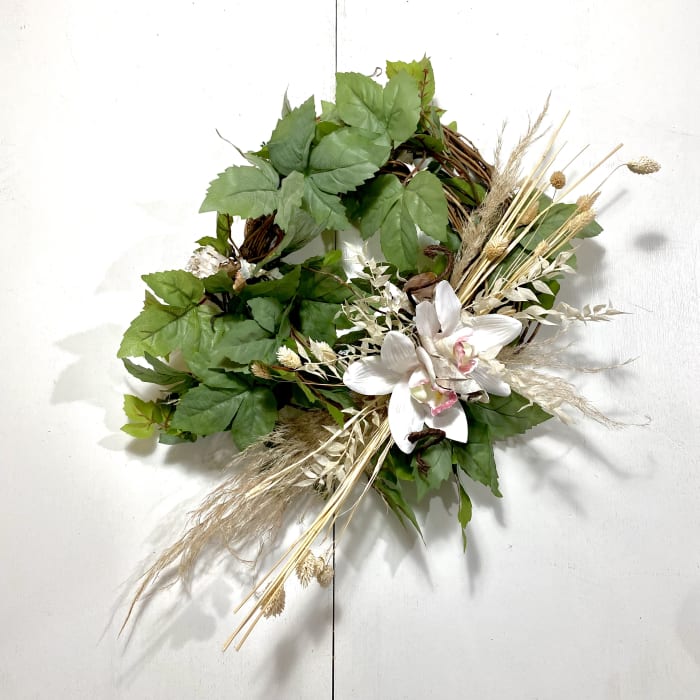 Simplicity Everlasting Wreath