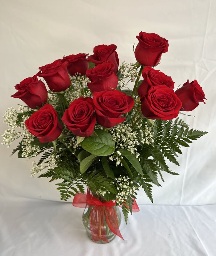 12 Roses Love In Red