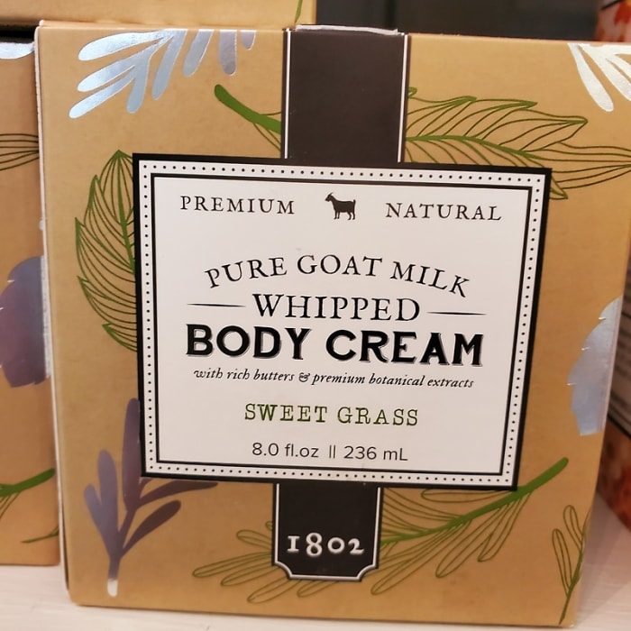 BEEKMAN 1802 Sweet Grass Whipped Body Cream