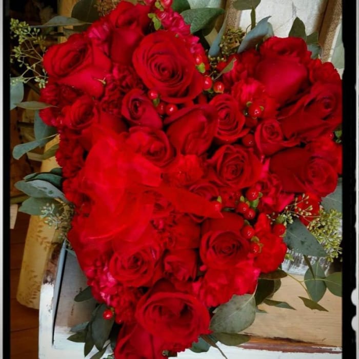 Love Me Do! Heart Bouquet