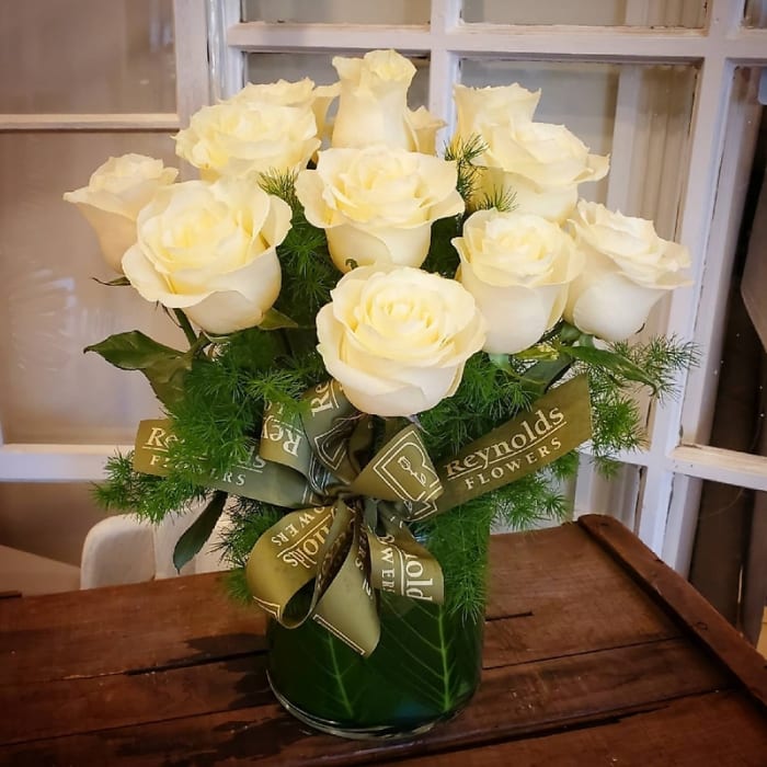 Dozen White Roses, Leaf Compact Cylinder