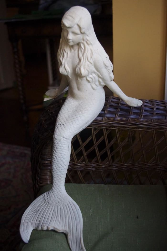Cast Iron Mermaid, flat white