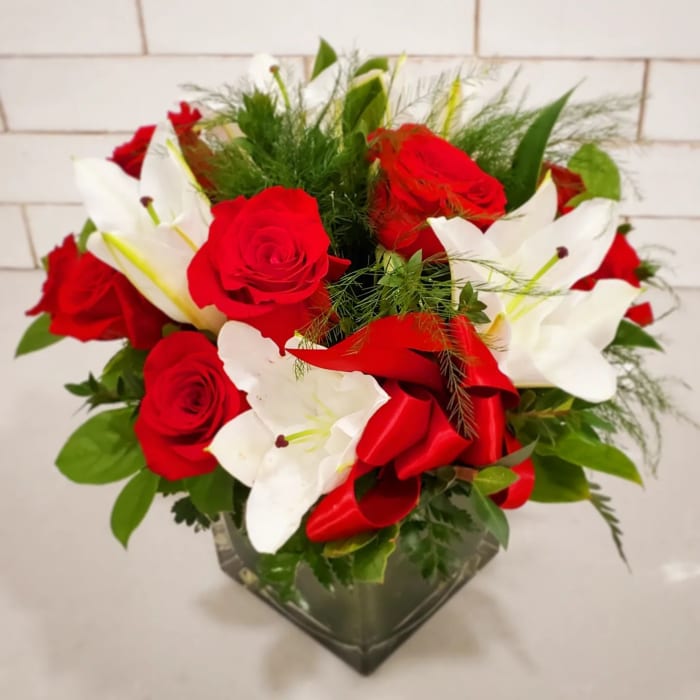 One-dozen Red Roses and Lily Cube Bouquet