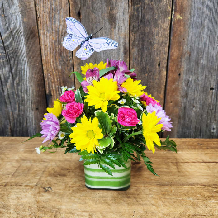 Judy's Spring Meadow Bouquet J36