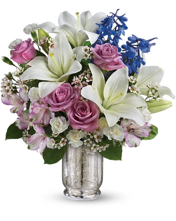 Teleflora's Garden Of Dreams Bouquet