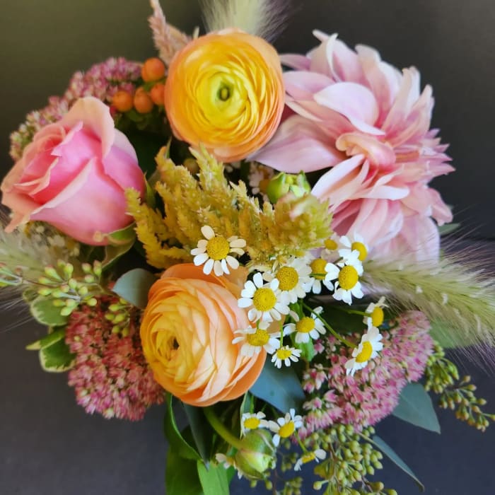 Summery colorful bouquet
