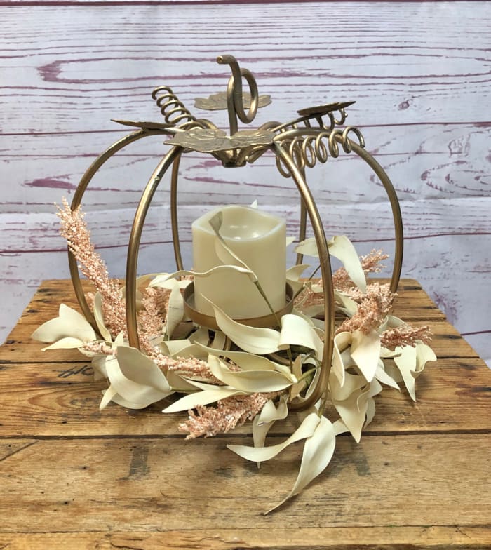 Fashionable Fall Silk (Artificial) Centerpiece