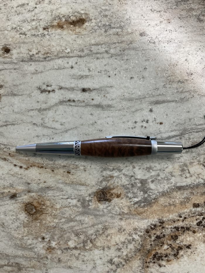 Walnut with Parker Refill