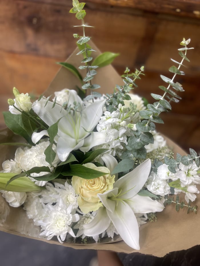 Hand-Tied Elegant Bouquet