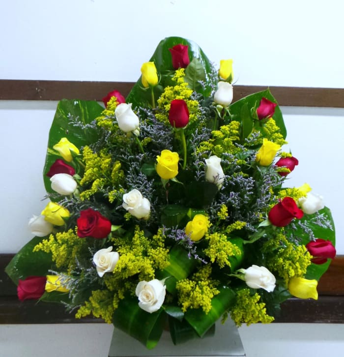 D-43 Canasta funeral de Rosas