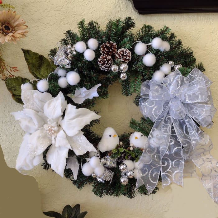 Santa's Gifts Silk Wreath