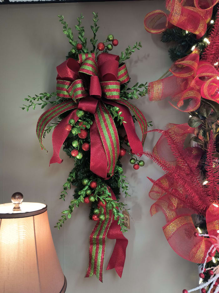 Traditional Christmas Swag