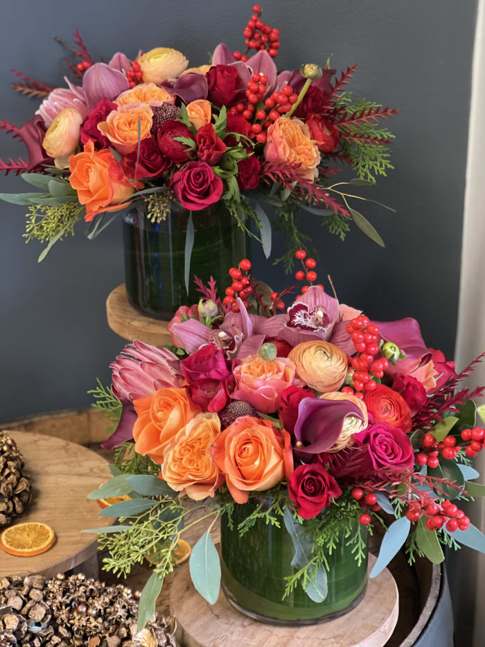 HOLIDAY FLORAL December 22/2023 Flower Delivery West Roxbury
