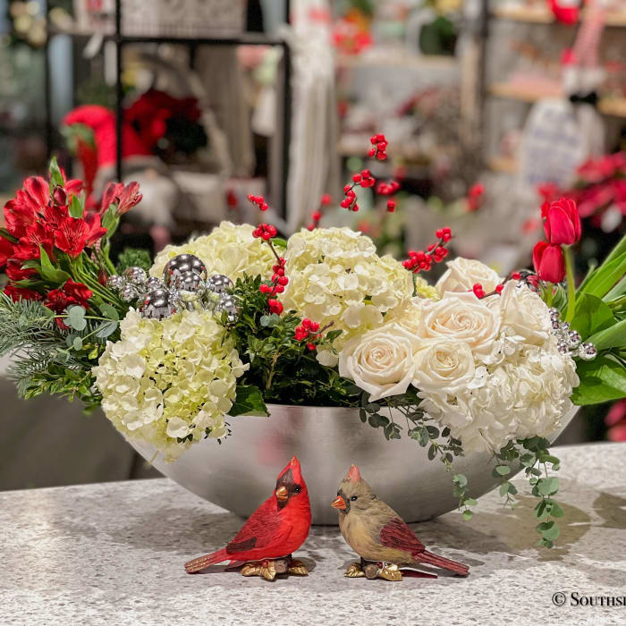 Holiday Posh Centerpiece