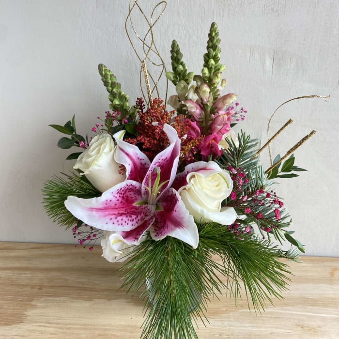 Dainty Christmas Blooms