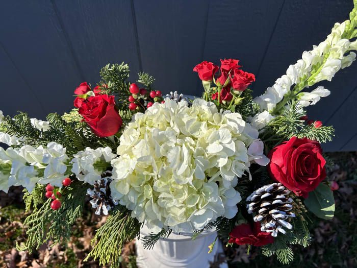Evergreen Romance Arrangement
