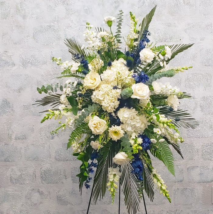 Gentle Rain Remembrance Easel Spray