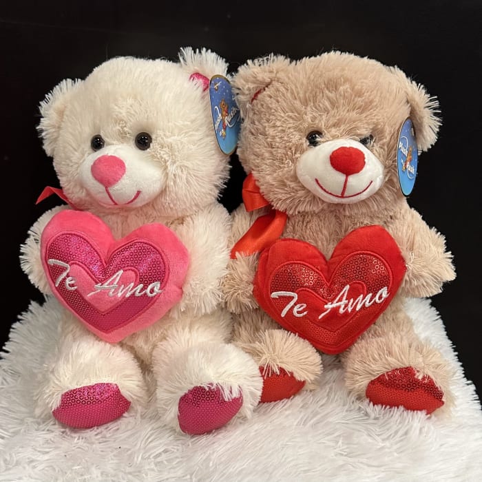 Cuddly Te Amo Bear