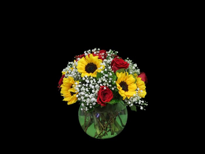 VD-6 Arreglo de rosas y girasoles