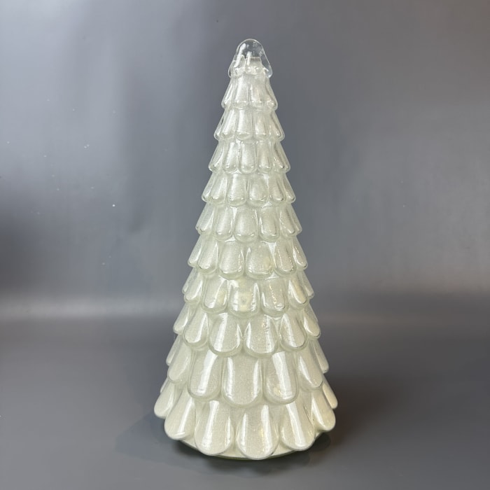 "SB" 15.5" WHITE LIGHTED TREE