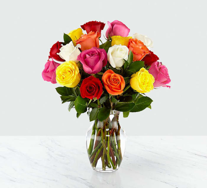 ASSORTED ROSE VASE