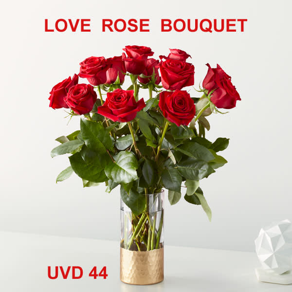 FTD  LOVE ROSE BOUQUET