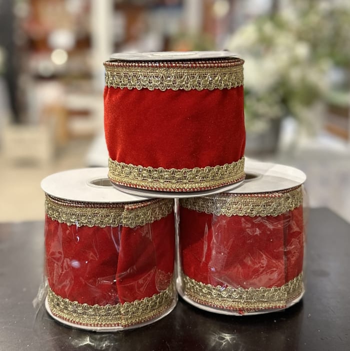 GOLD TRIM DELUXE VELVET RIBBON 4'' X 5YDS