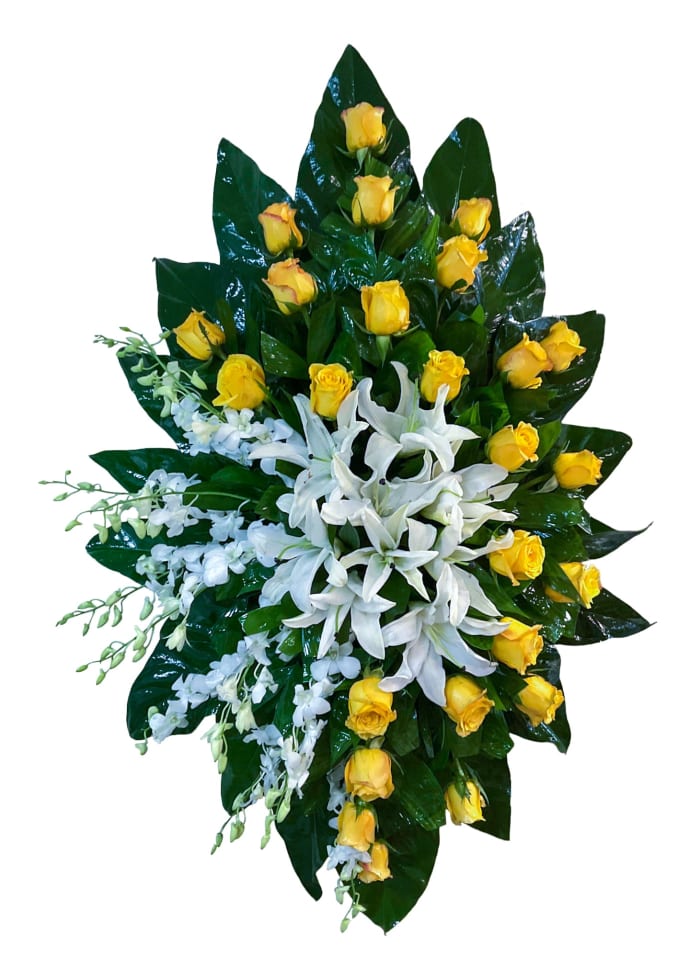 C-17 Corona de rosas, lirios y orquí­deas con cinta impresa