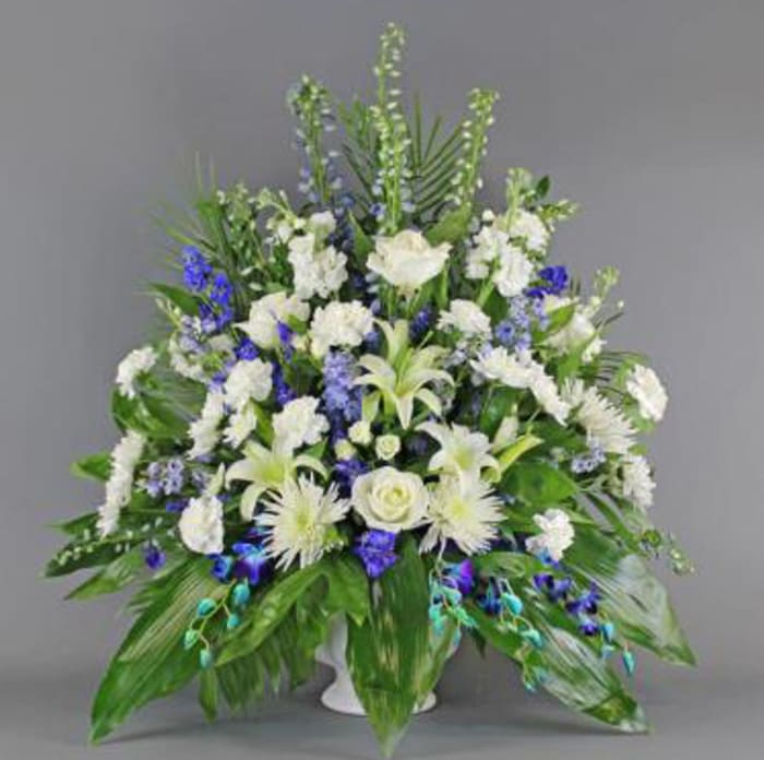 White and Blue Sympathy Basket-FNFSB-03