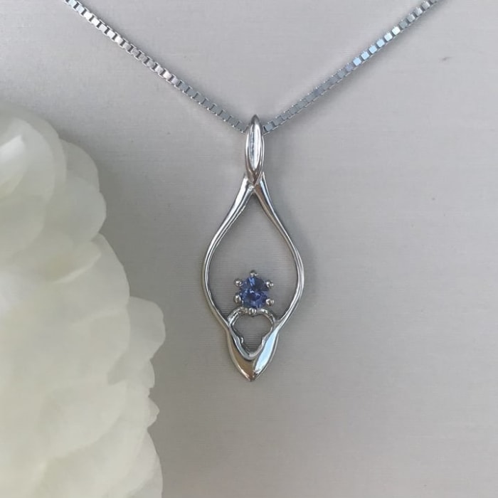 Yogo Sapphire Drop Pendant