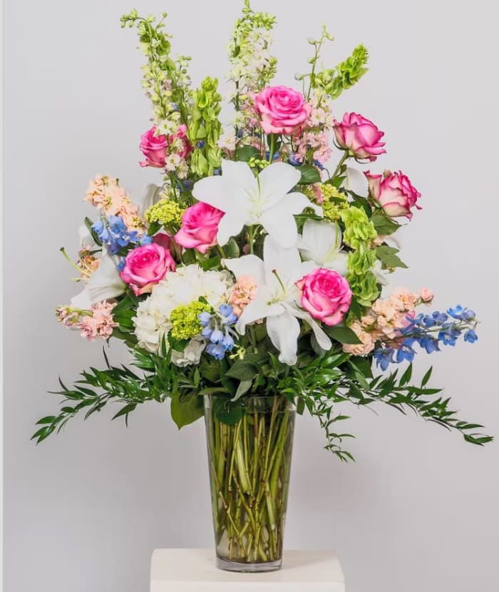 Pastel Vase Arrangement