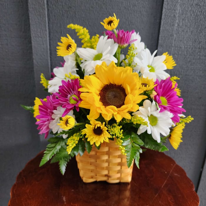 Country Sunflower Basket