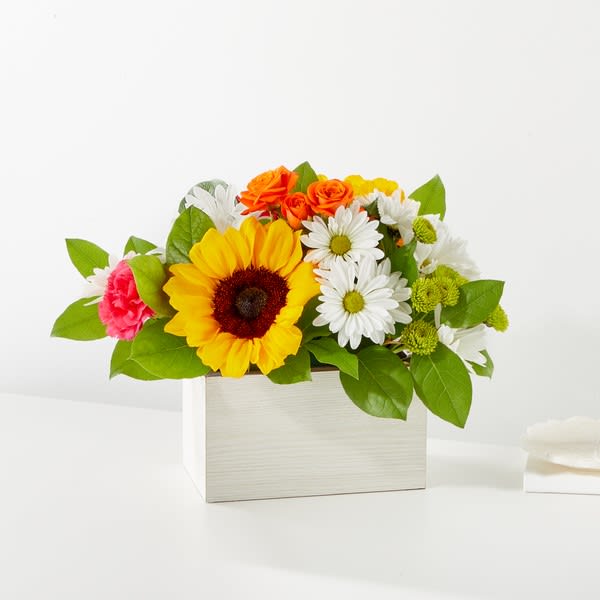 FTD's Sun-Drenched Blooms Box