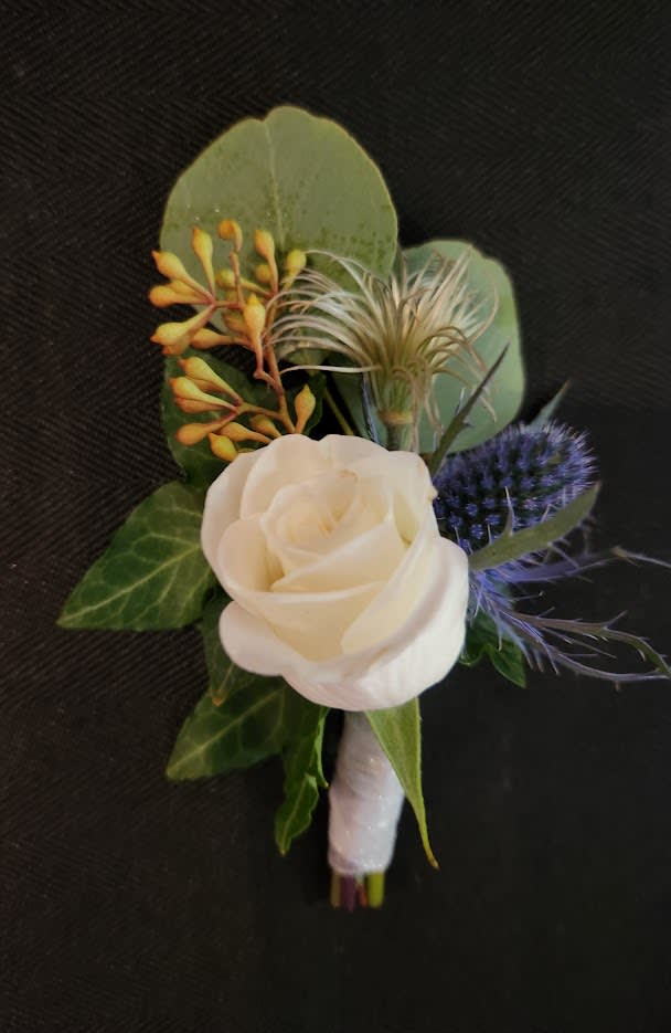 White Rose Boutonnière